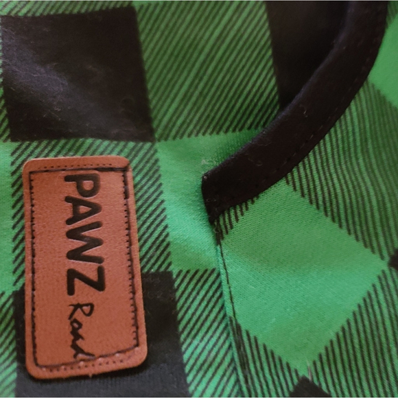 NWT XL Winter Pet Jacket PAWZ Road Removable hood - Picture 5 of 12